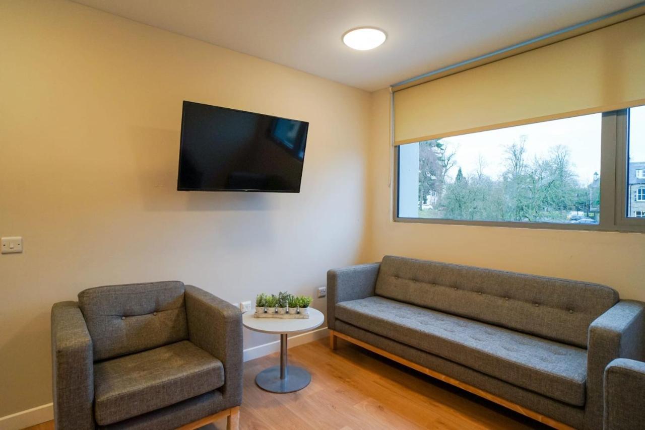 1 Bedroom Apartments, Studios And Ensuite Bedrooms With Shared Kitchen At Centro House In Stirling Kültér fotó